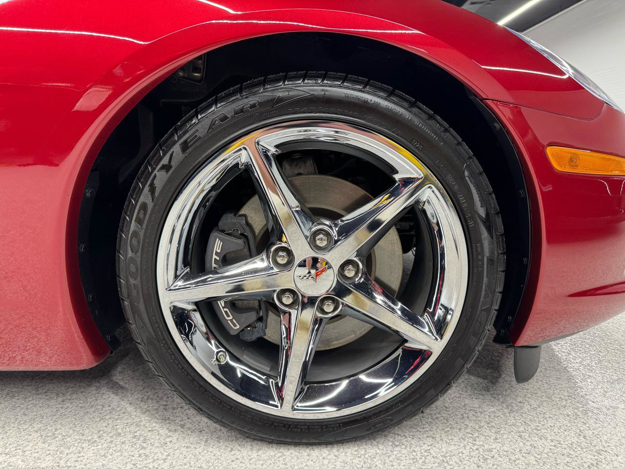 Used 2012 Chevrolet Corvette Coupe w/ 2LT Preferred Equipment Group RWD image 29