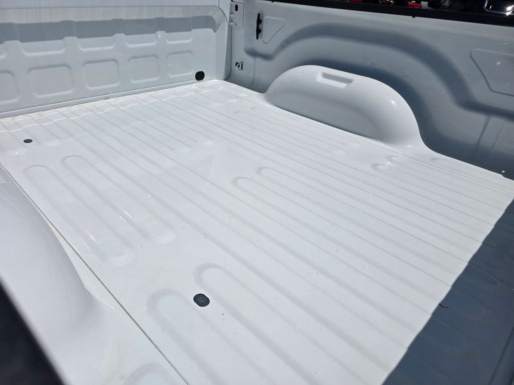 New 2026 RAM 2500 Laramie AWD/4WD image 11