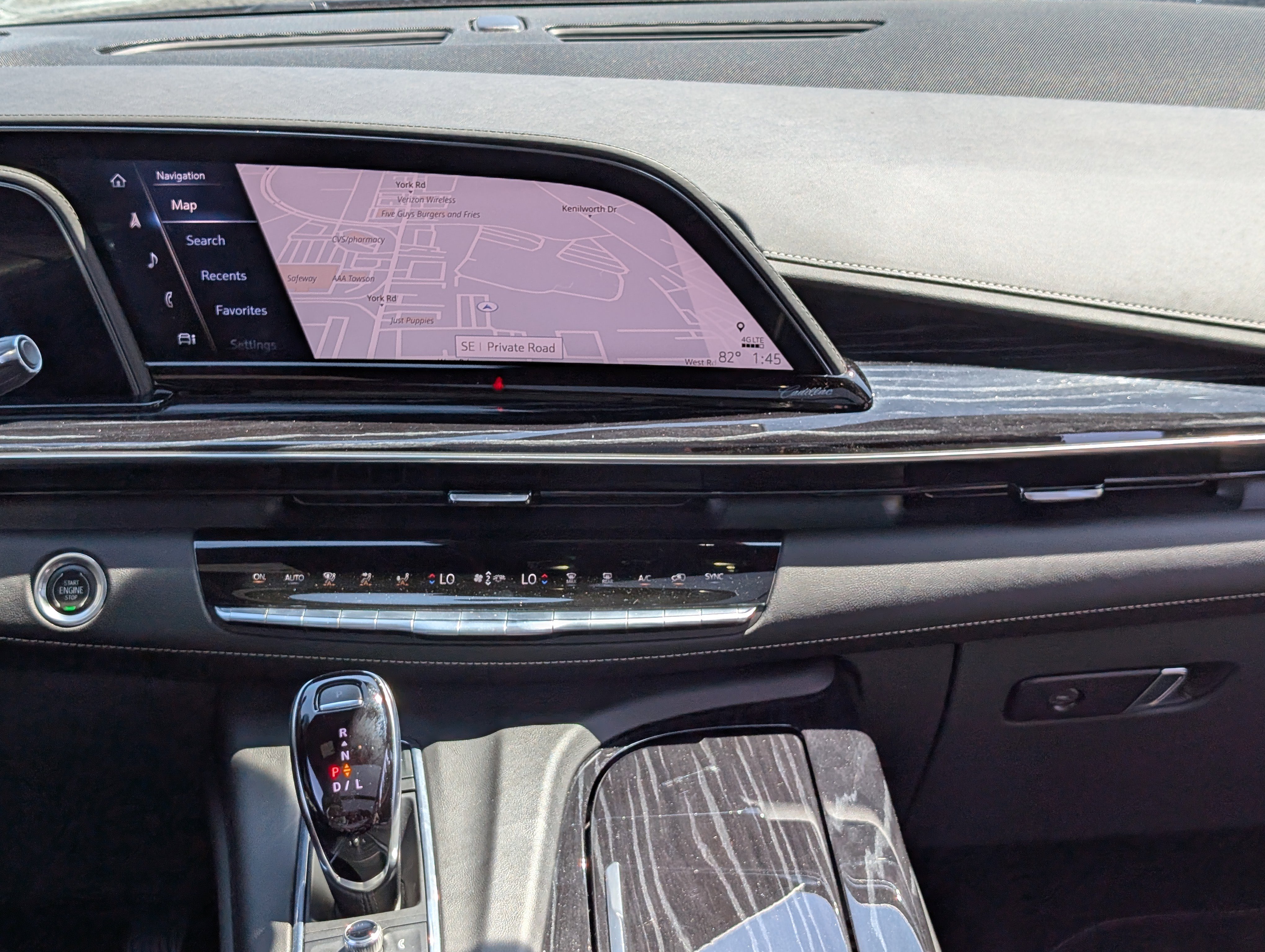 Used 2021 Cadillac Escalade Sport w/ Driver Assist Tech Package AWD/4WD image 21