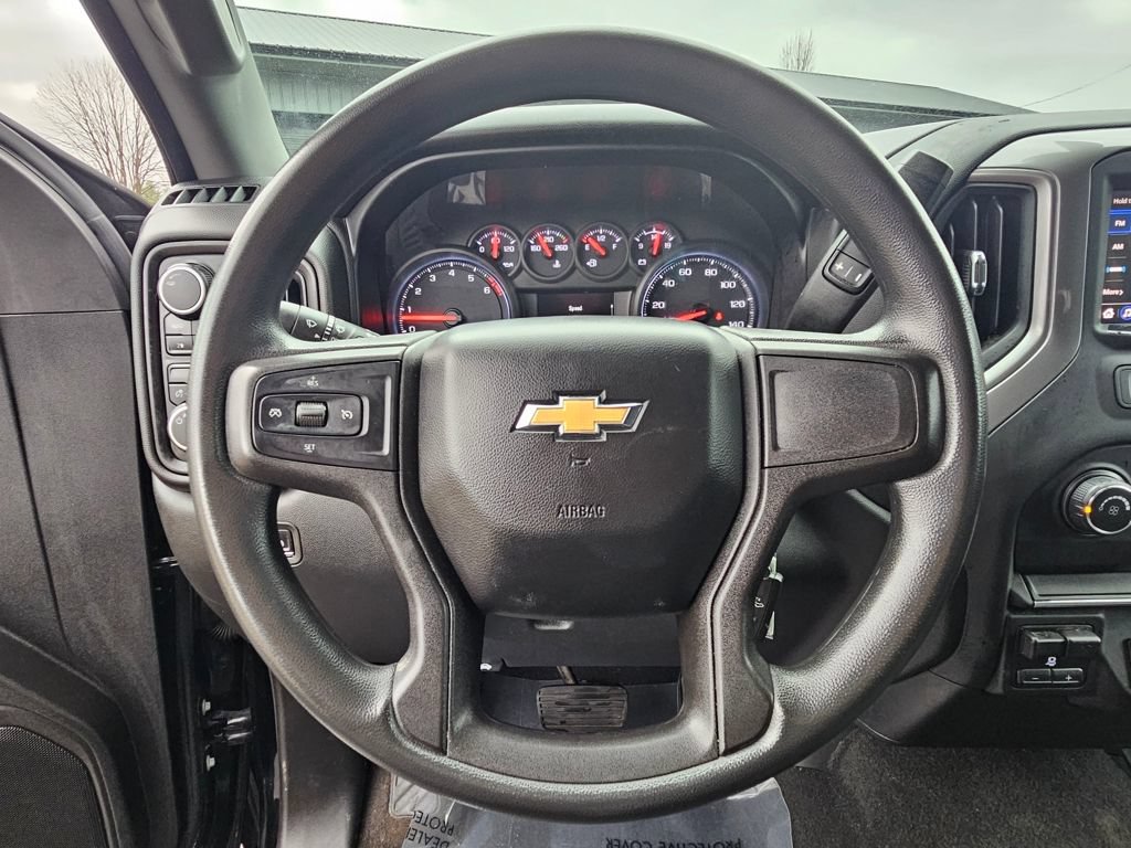 Used 2020 Chevrolet Silverado 1500 Custom w/ Custom Value Package AWD/4WD image 12