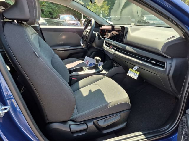 Used 2025 Kia K4 FWD image 26