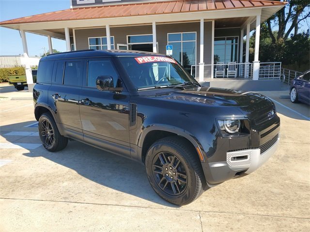 Used 2025 Land Rover Defender 110 S image 7