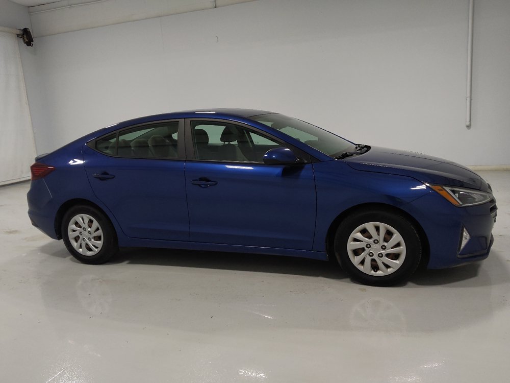 Used 2019 Hyundai Elantra SE FWD image 11