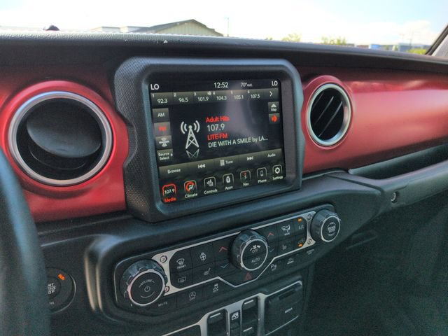 Used 2020 Jeep Gladiator Rubicon AWD/4WD image 16
