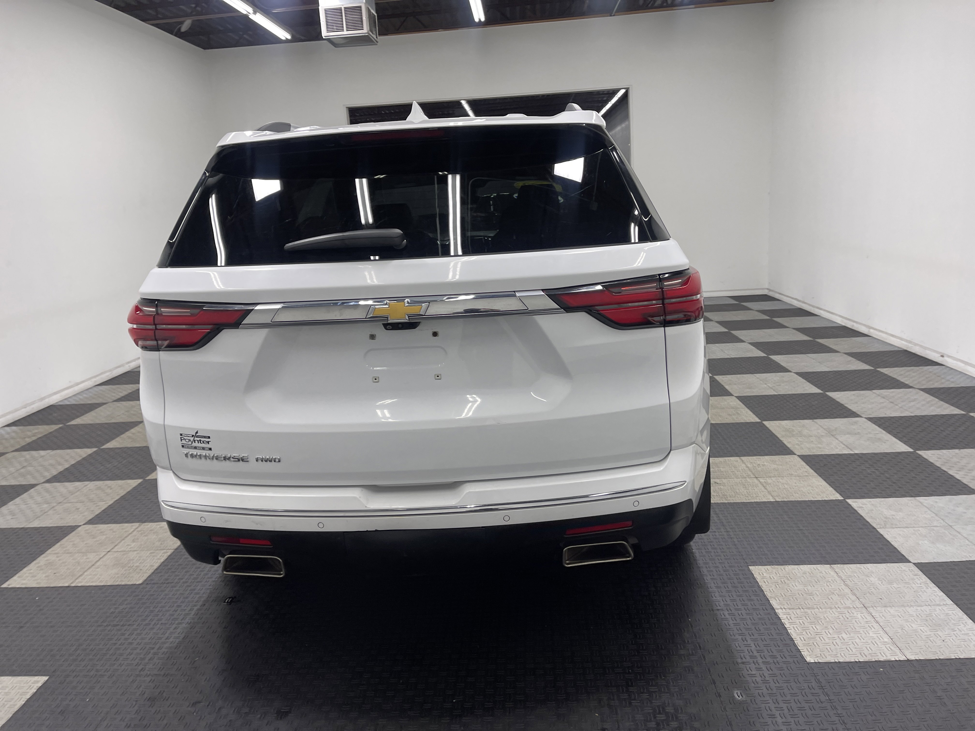 Used 2022 Chevrolet Traverse High Country AWD/4WD image 3