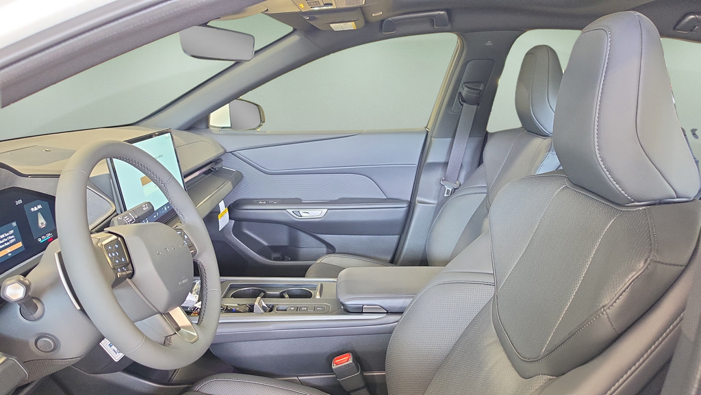 New 2026 Lexus ES 500e AWD/4WD image 15