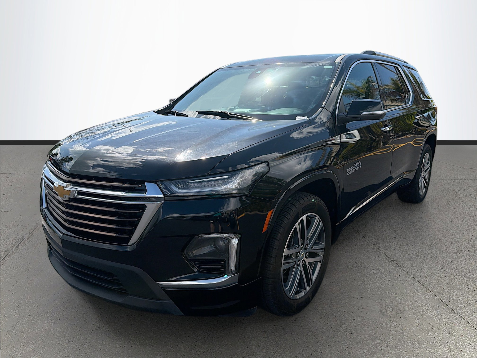 Used 2023 Chevrolet Traverse High Country image 8