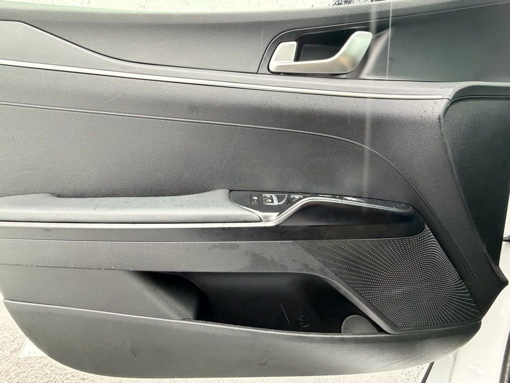 Used 2023 Kia K5 GT-Line image 27