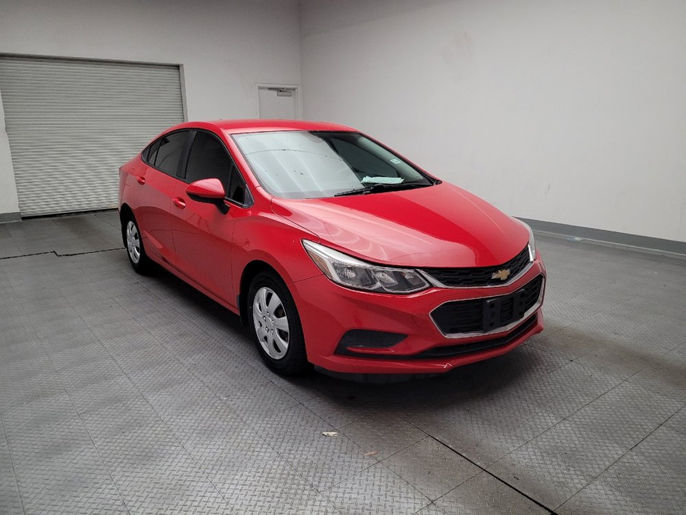 Used 2017 Chevrolet Cruze LS FWD image 13