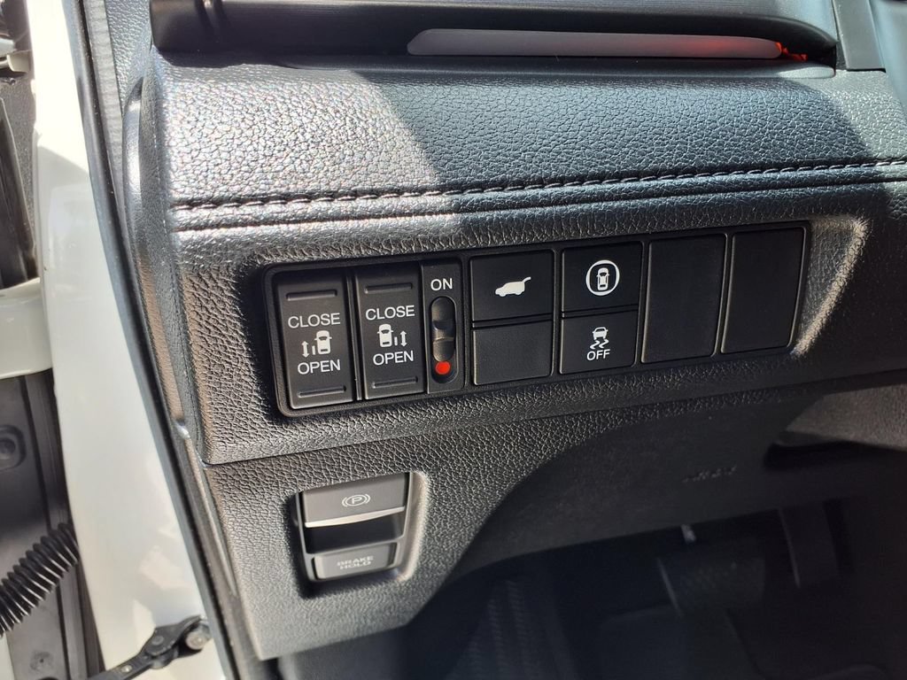 Used 2023 Honda Odyssey Sport image 22