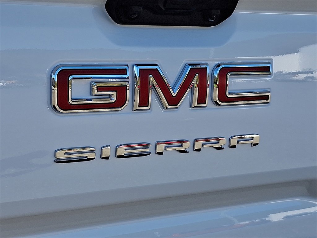 New 2026 GMC Sierra 1500 SLE image 10