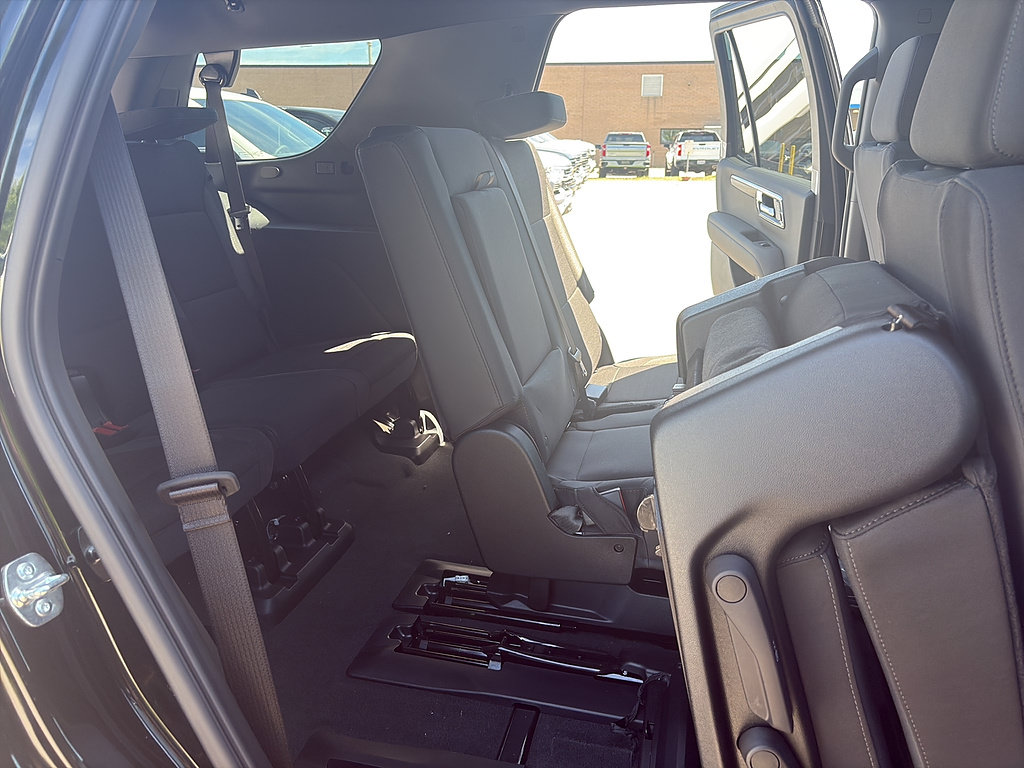 New 2026 Chevrolet Tahoe LS w/ LS Custom Edition AWD/4WD image 15