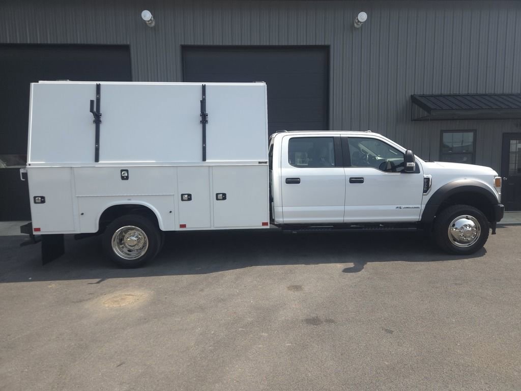 Used 2022 Ford F550 4x4 Crew Cab Super Duty w/ Power Equipment Group image 5