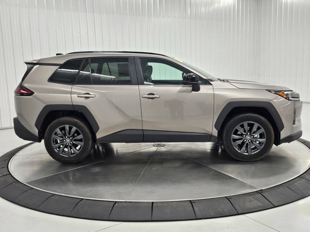 Used 2026 Toyota RAV4 XLE Premium AWD/4WD image 6