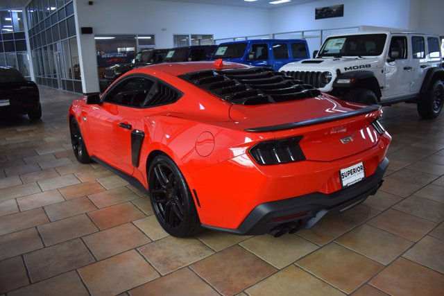 Used 2024 Ford Mustang GT Premium image 7