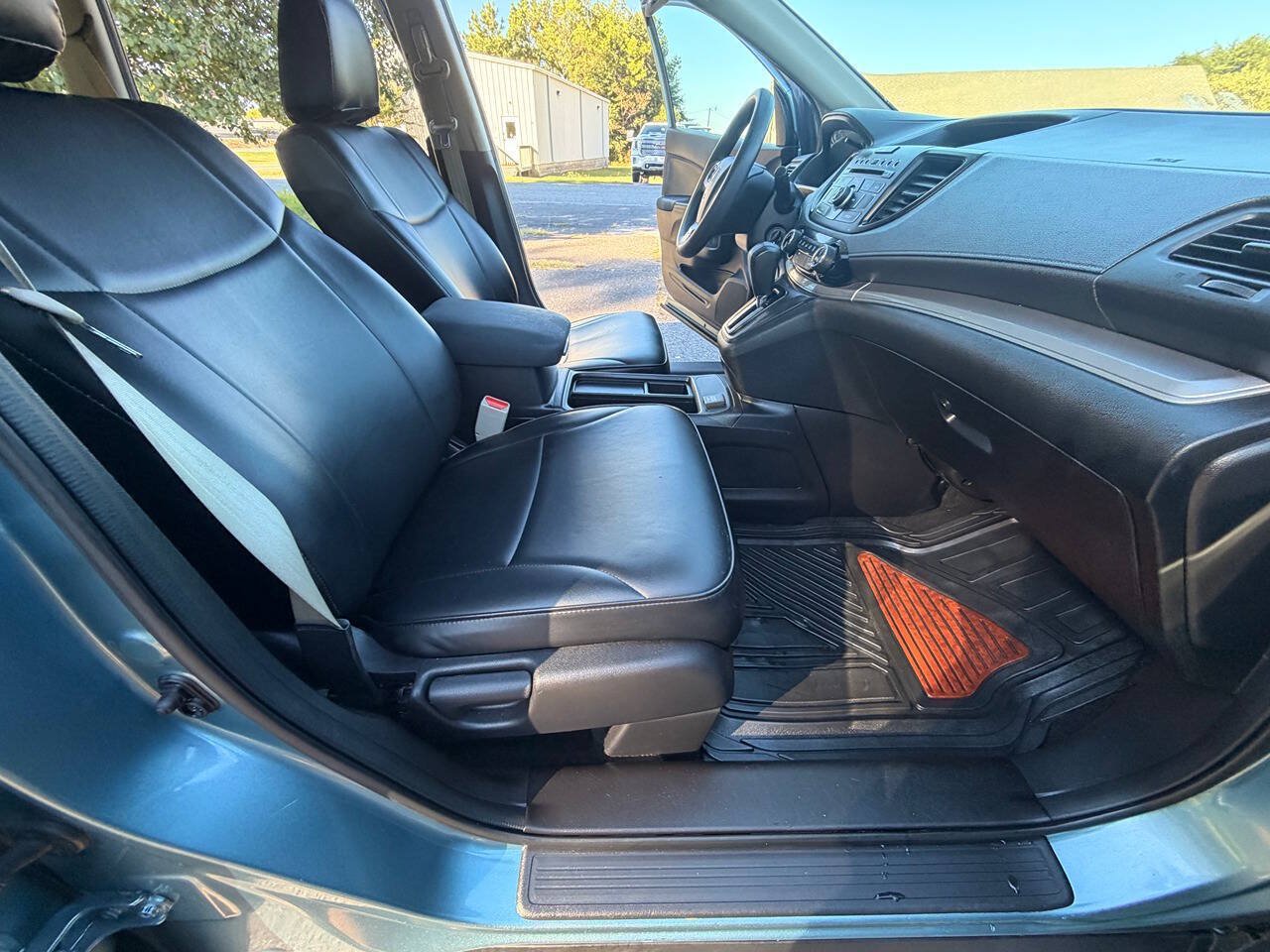 Used 2015 Honda CR-V LX image 16