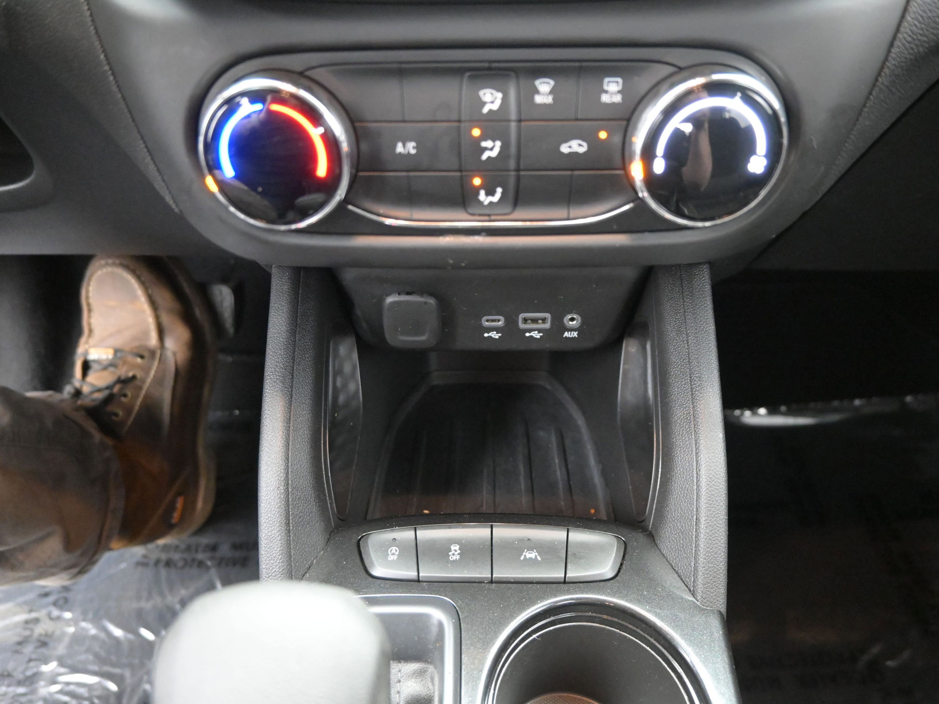 Used 2022 Chevrolet TrailBlazer LS image 19
