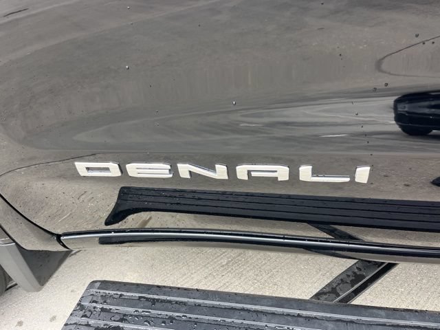 Used 2024 GMC Sierra 1500 Denali AWD/4WD image 4