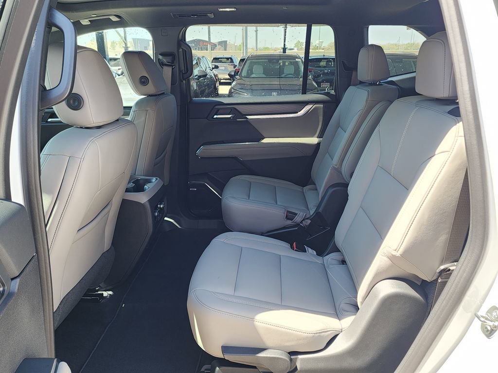 New 2026 GMC Acadia Elevation image 45