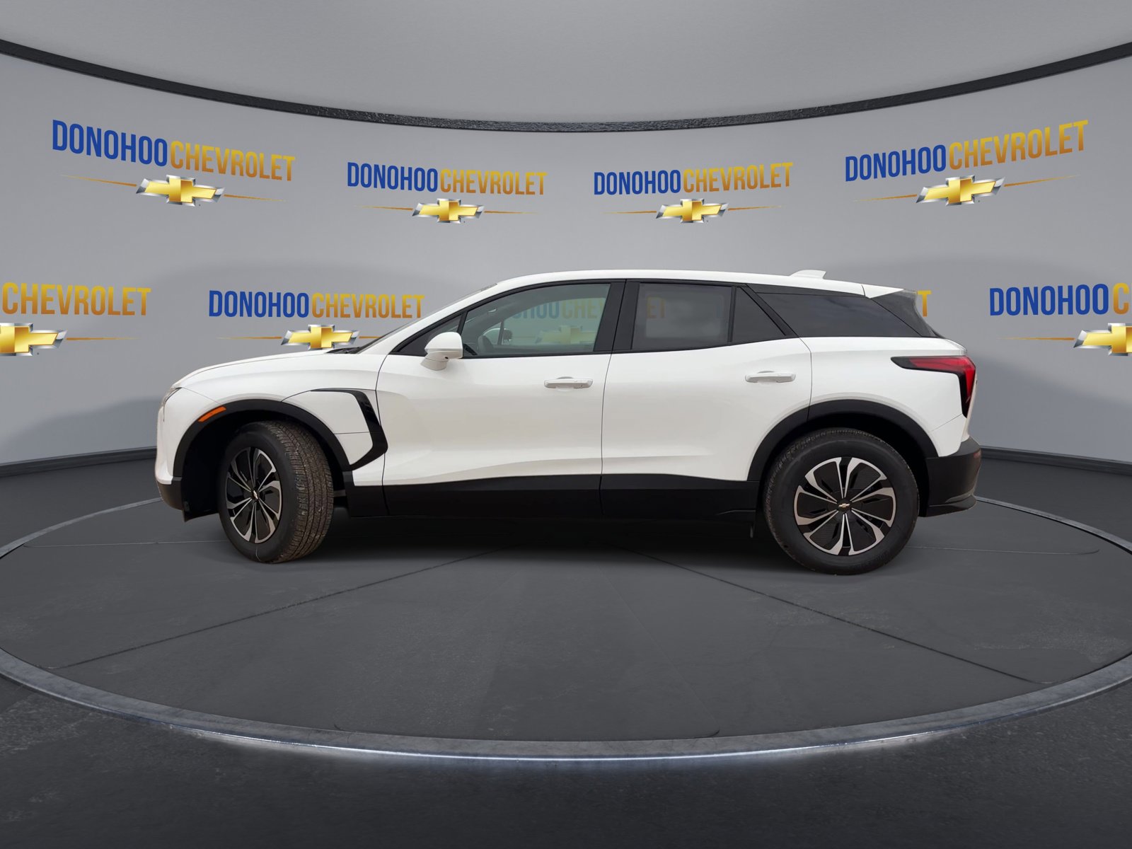 New 2026 Chevrolet Blazer EV LT image 8