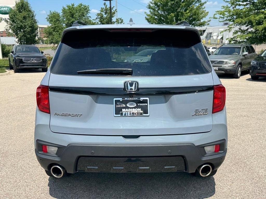 Used 2022 Honda Passport Elite image 3