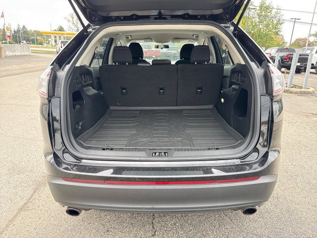 Used 2017 Ford Edge SE AWD/4WD image 23