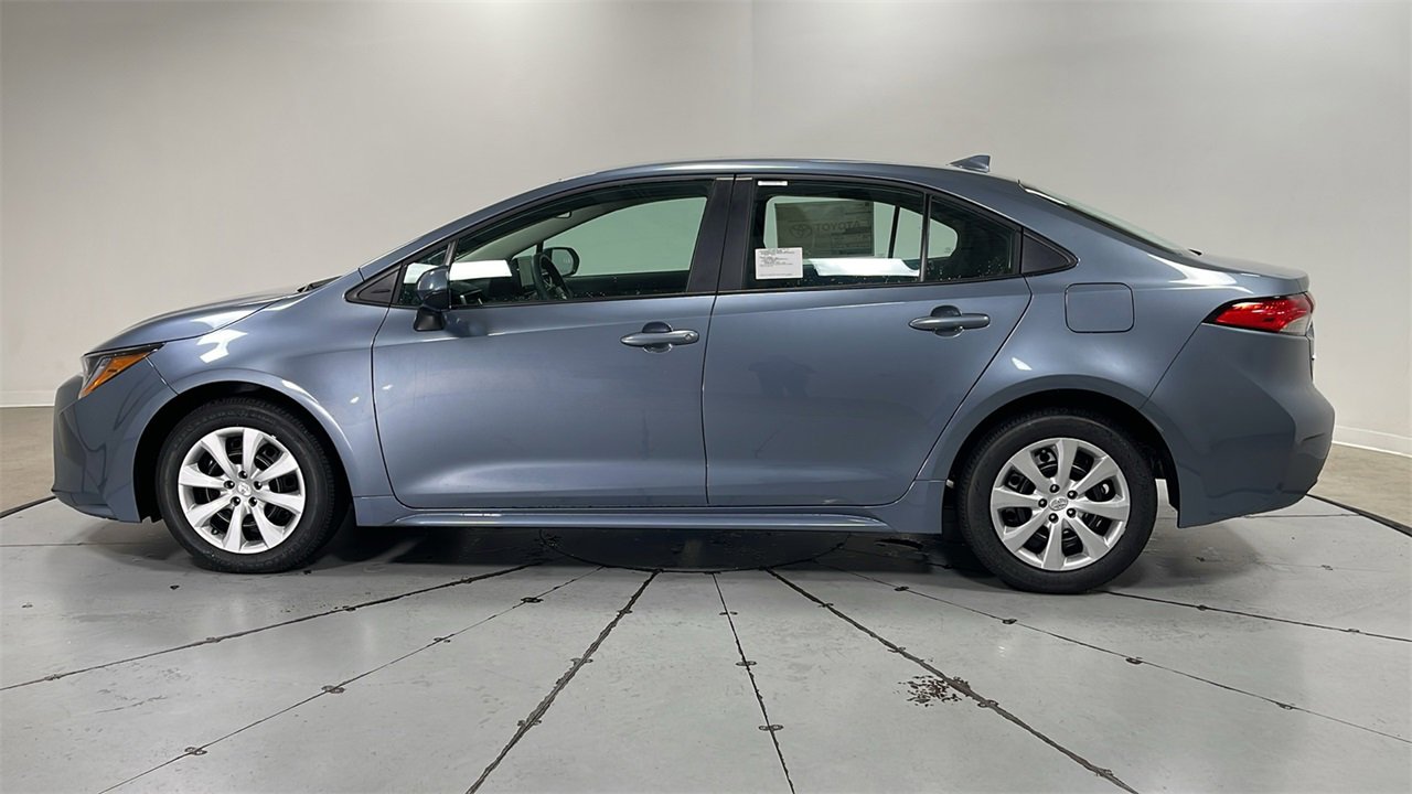 New 2025 Toyota Corolla LE image 8