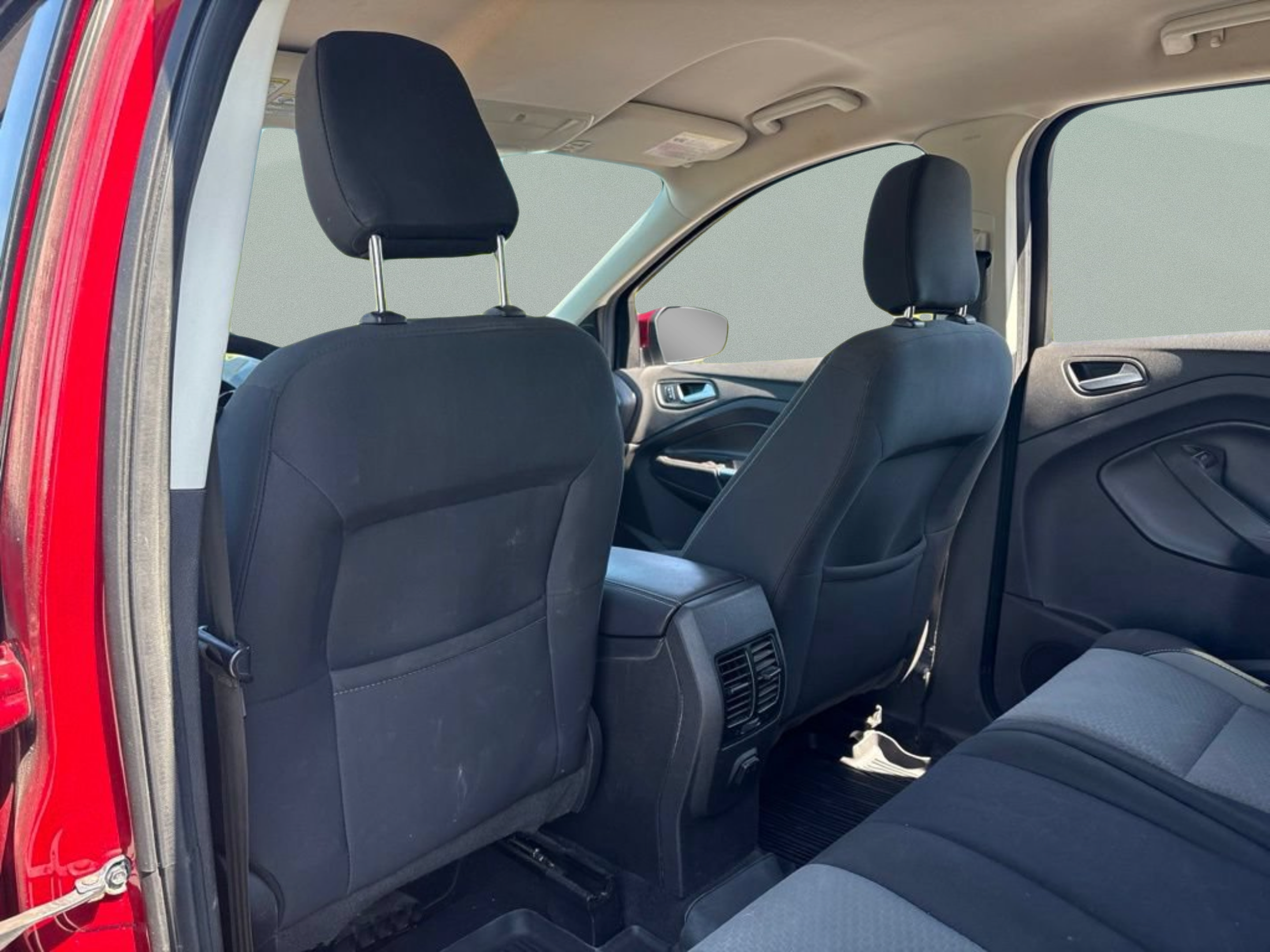 Used 2019 Ford Escape SE FWD image 22