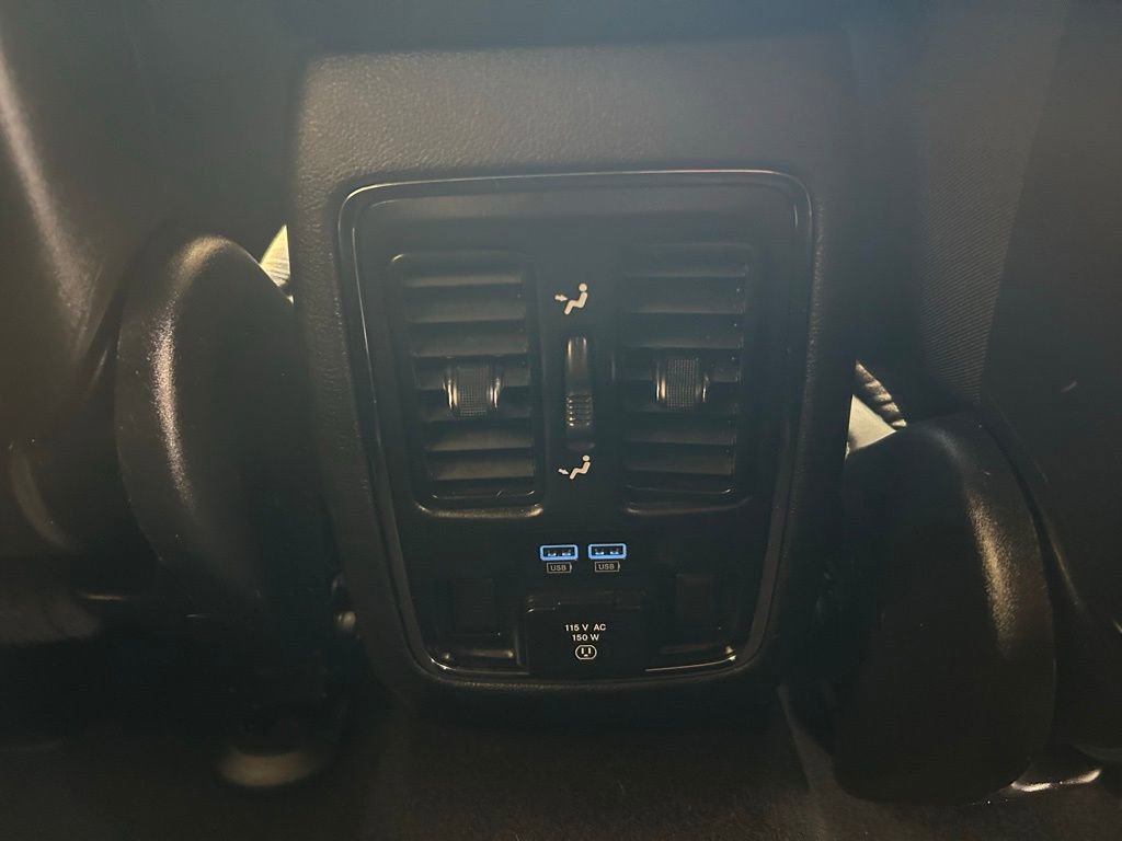 Used 2019 Jeep Grand Cherokee Limited image 19