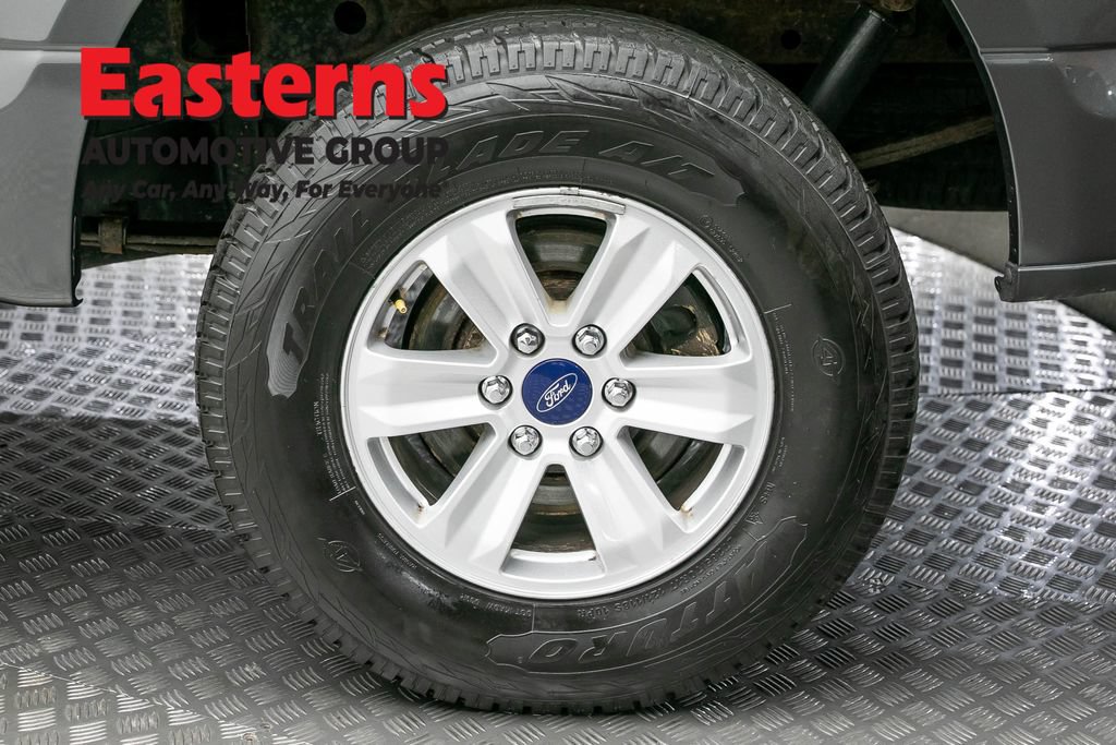 Used 2015 Ford F150 XL w/ Equipment Group 101A Mid AWD/4WD image 8