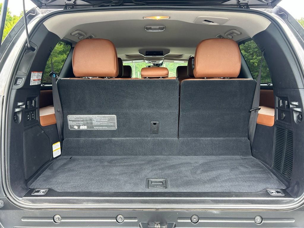 Used 2022 Toyota Sequoia Platinum AWD/4WD image 46
