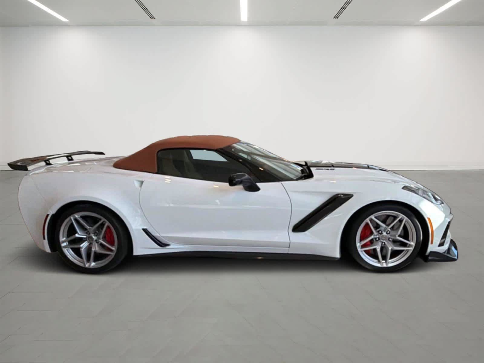 Used 2019 Chevrolet Corvette ZR1 RWD image 4