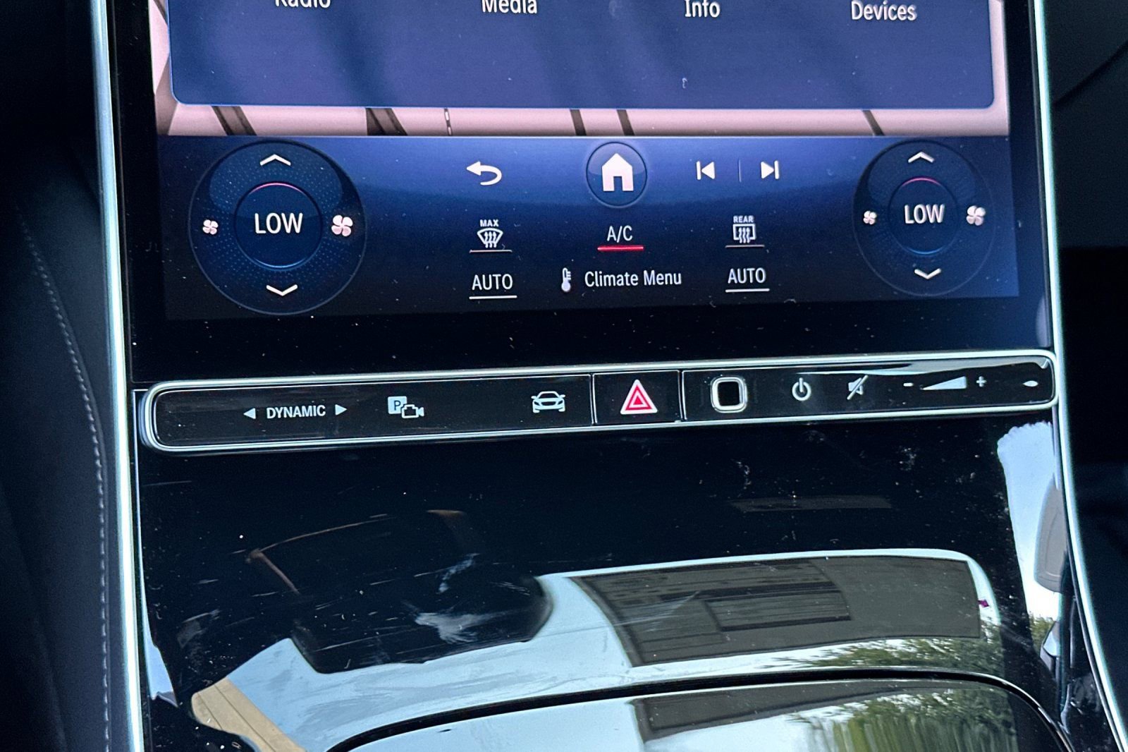 New 2026 Mercedes-Benz S 580 4MATIC Sedan image 17