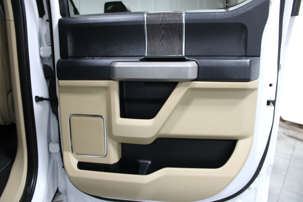 Used 2021 Ford F250 Lariat image 32