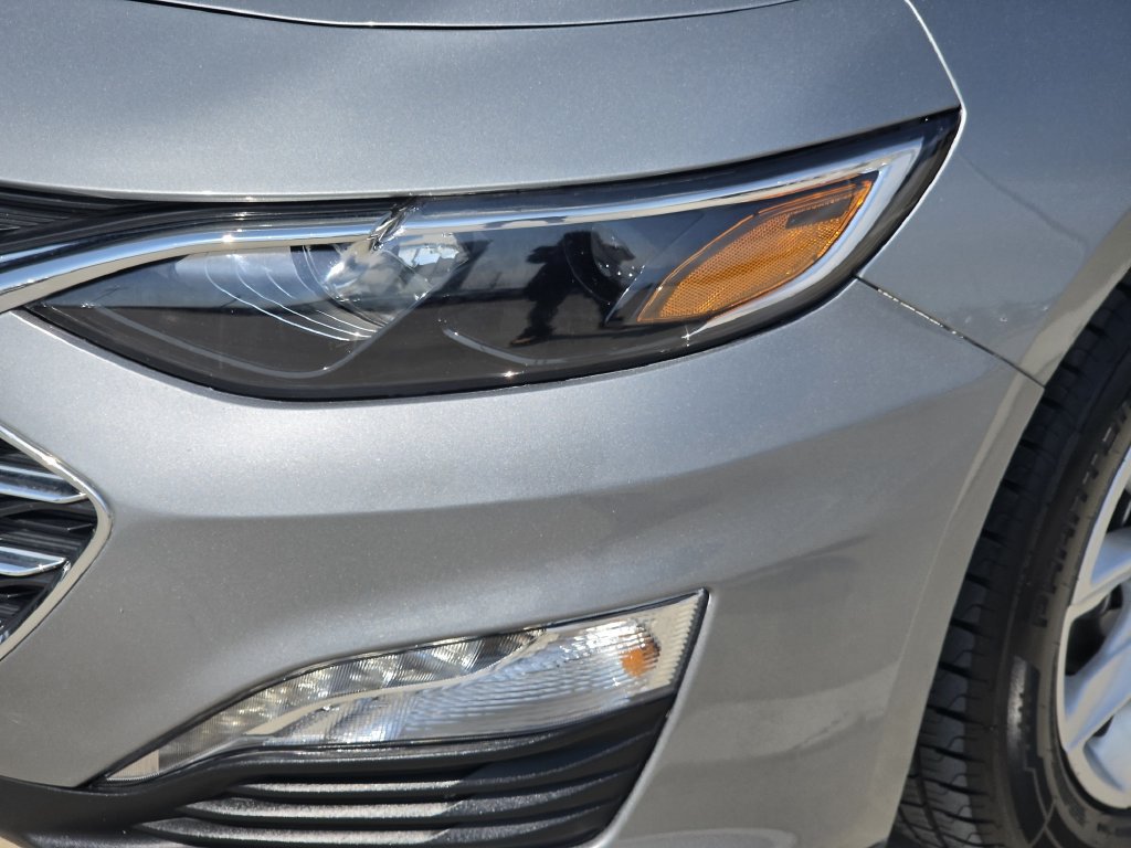 Used 2025 Chevrolet Malibu LT FWD image 6