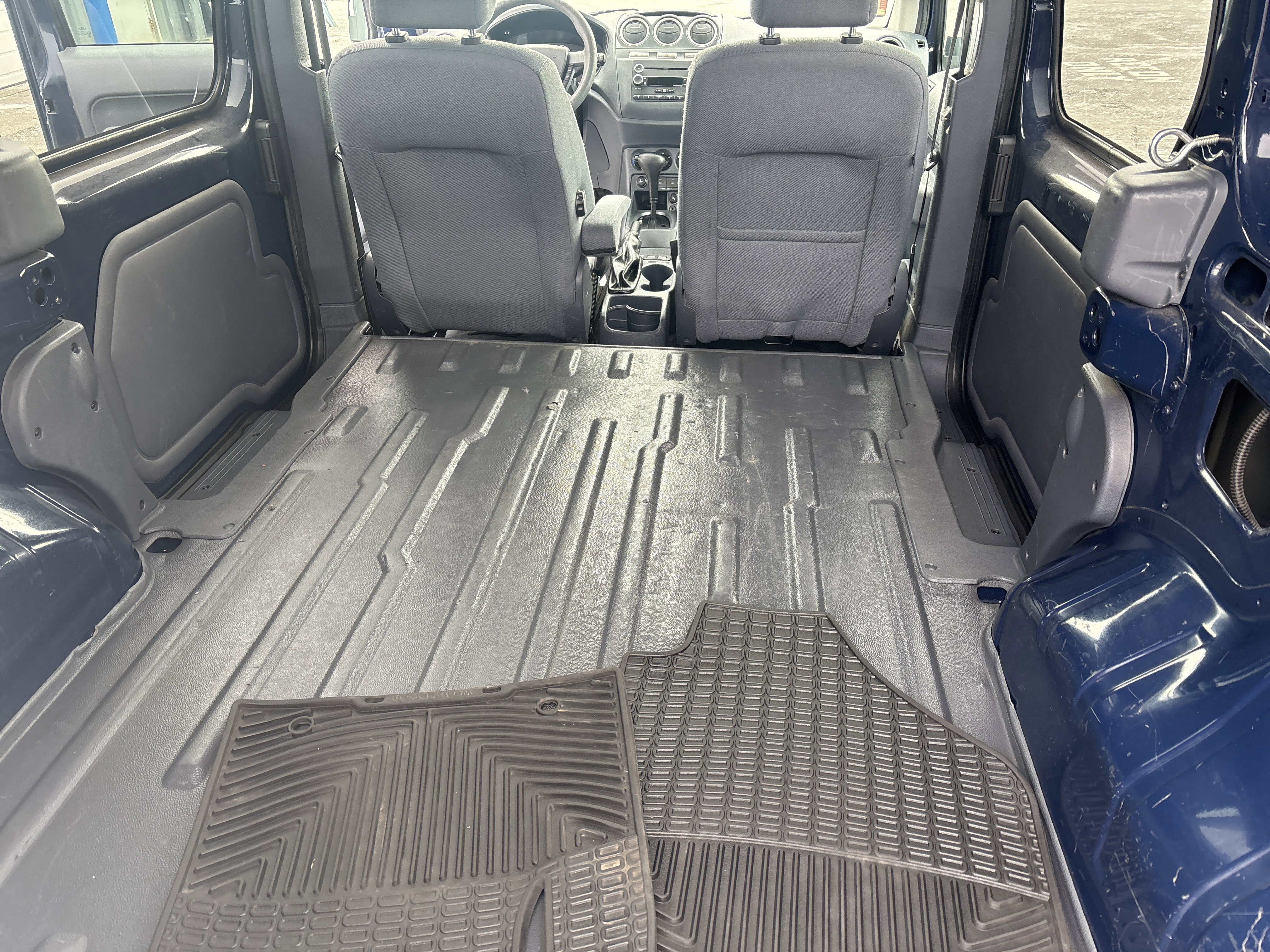 Used 2013 Ford Transit Connect XLT image 5