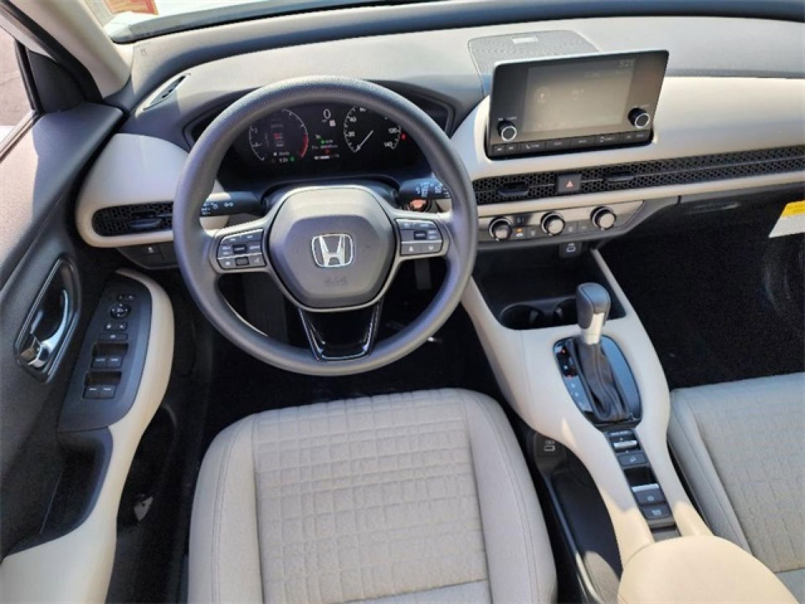 Used 2025 Honda HR-V LX image 13