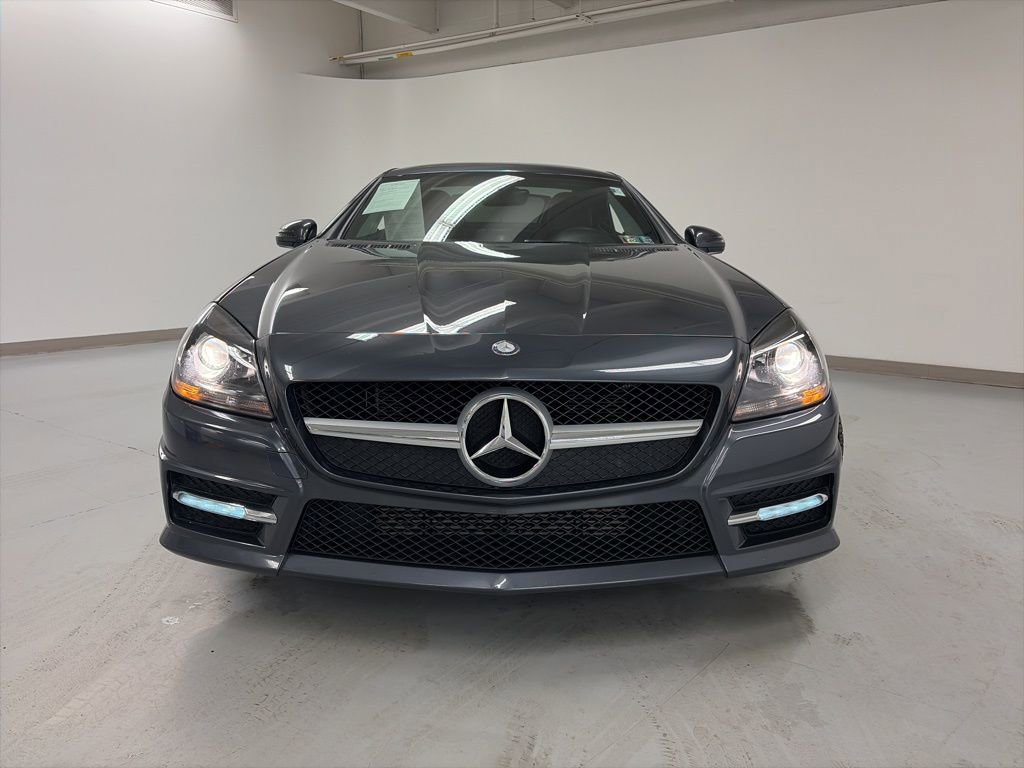 Used 2014 Mercedes-Benz SLK 250 image 4