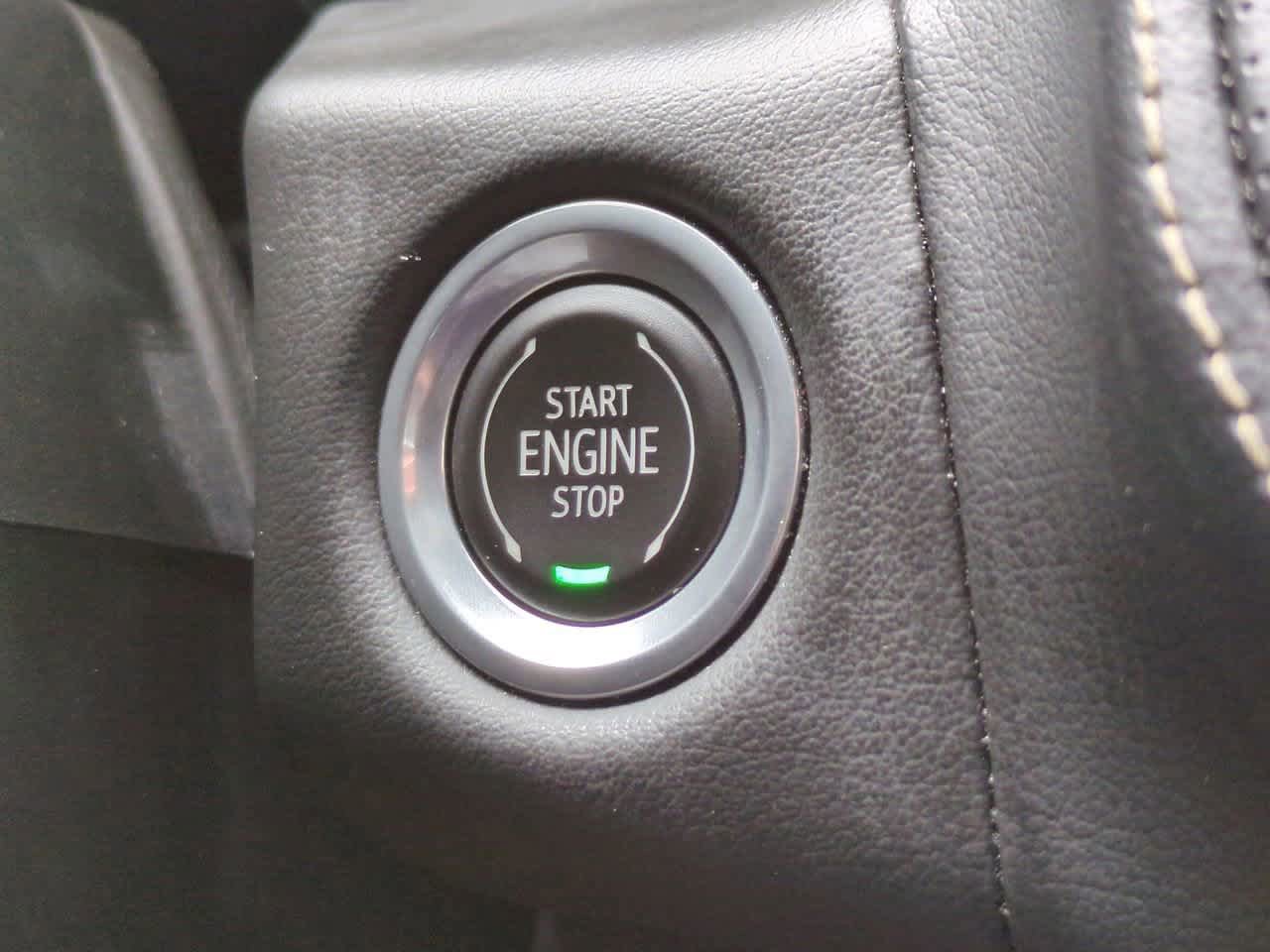 Used 2021 GMC Yukon SLT w/ SLT Premium Package AWD/4WD image 56