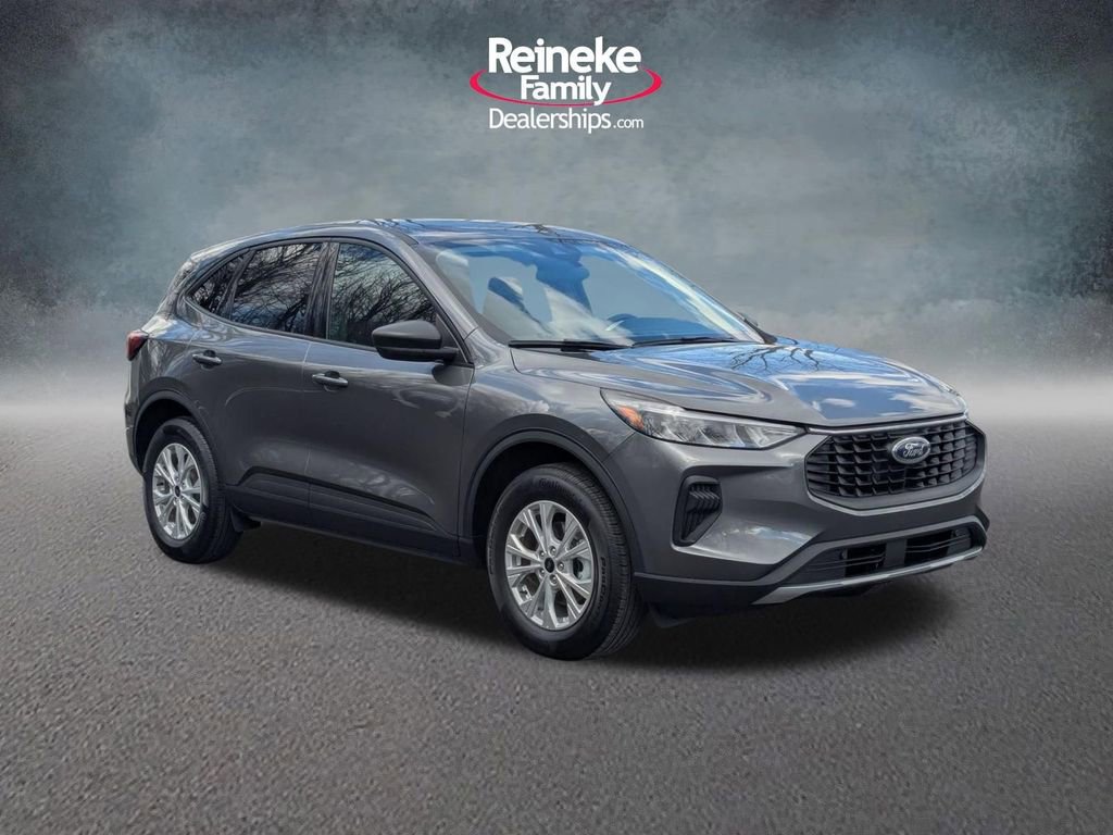 Used 2025 Ford Escape Active w/ Tech Pack #1 image 3