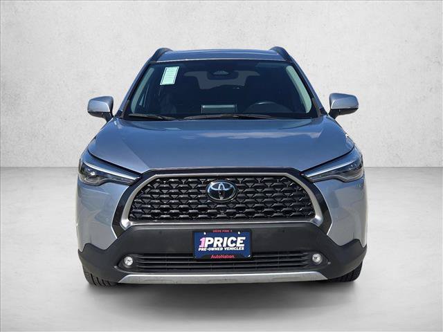 Used 2023 Toyota Corolla Cross XLE FWD image 2