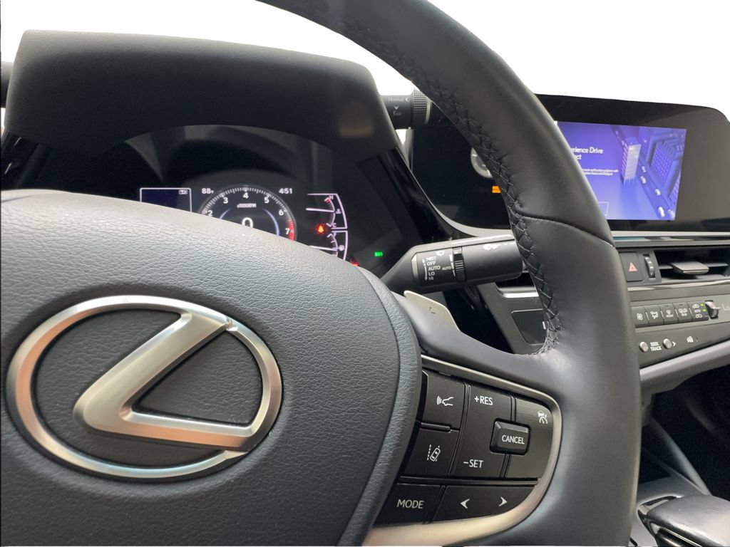 Used 2024 Lexus ES 250 w/ Premium Package AWD/4WD image 40