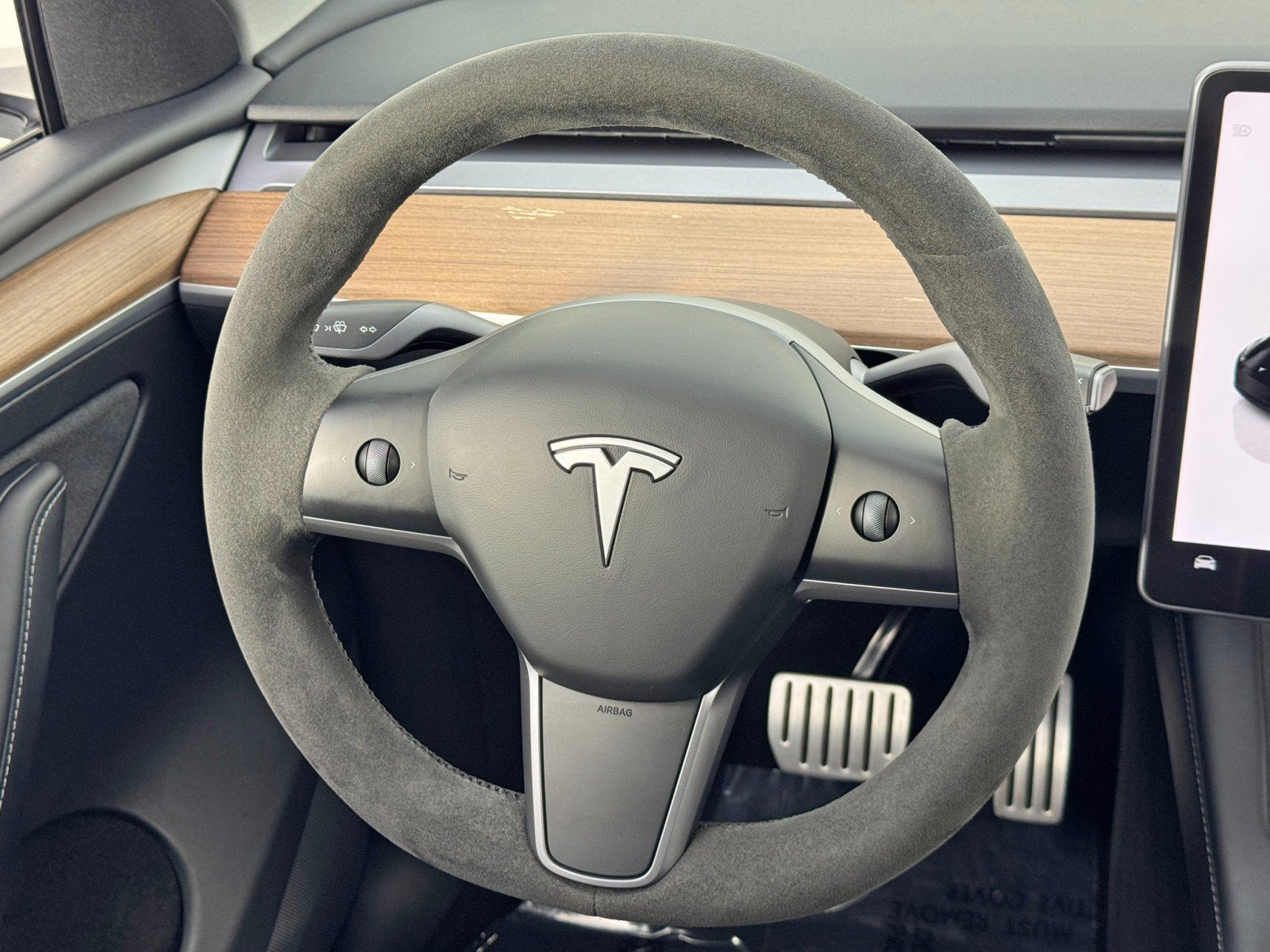Used 2023 Tesla Model Y Performance image 18