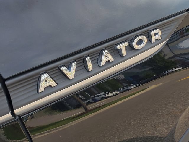 Certified 2024 Lincoln Aviator Reserve w/ Equipment Group 201A AWD/4WD image 6