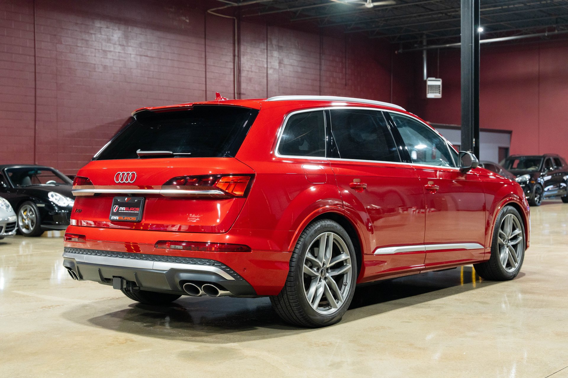 Used 2025 Audi SQ7 Prestige w/ Prestige Package AWD/4WD image 4