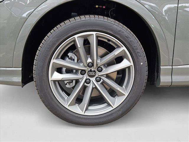 New 2025 Audi Q3 2.0T Premium w/ Convenience Package AWD/4WD image 9