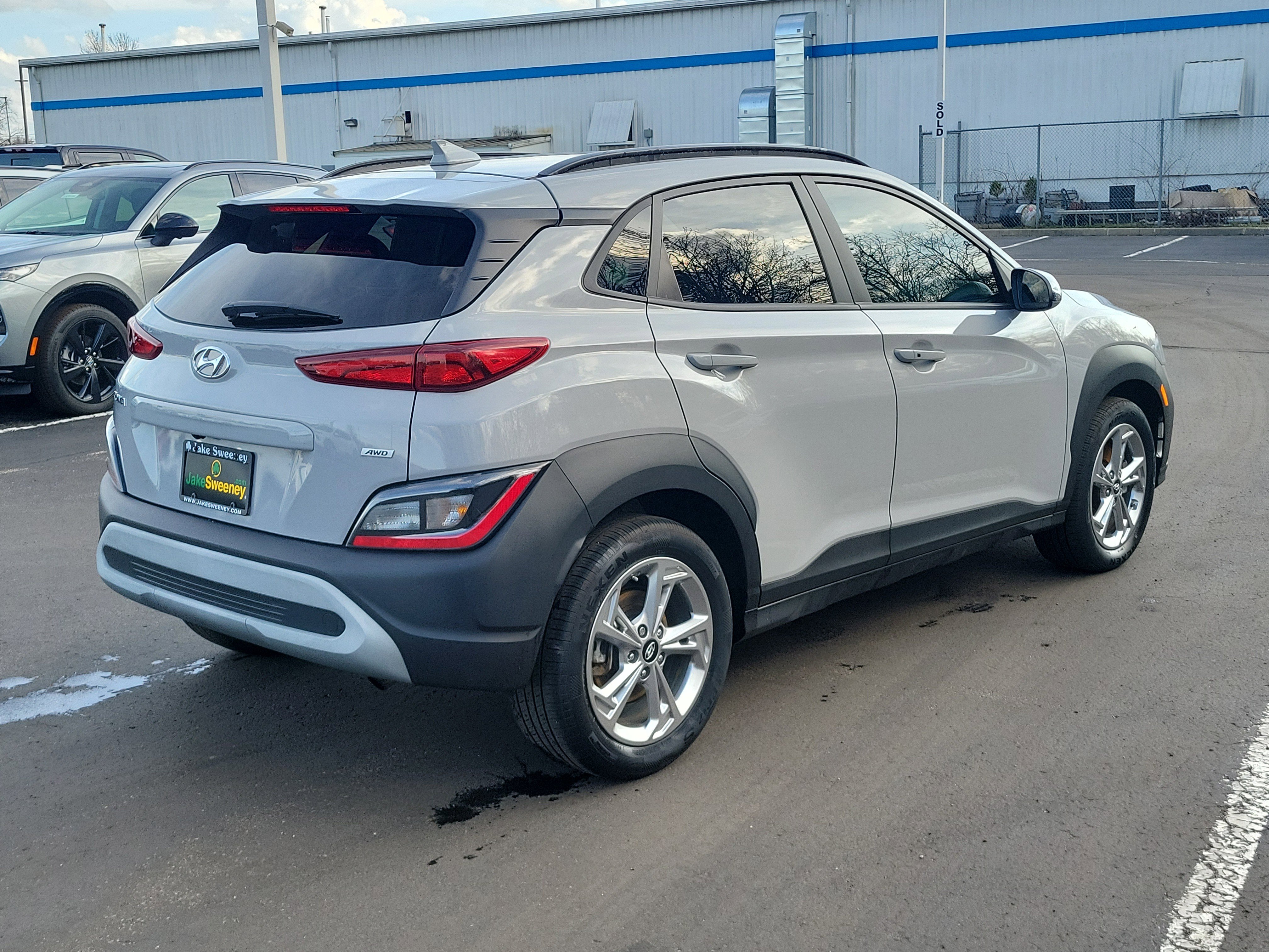 Used 2023 Hyundai Kona SEL image 4