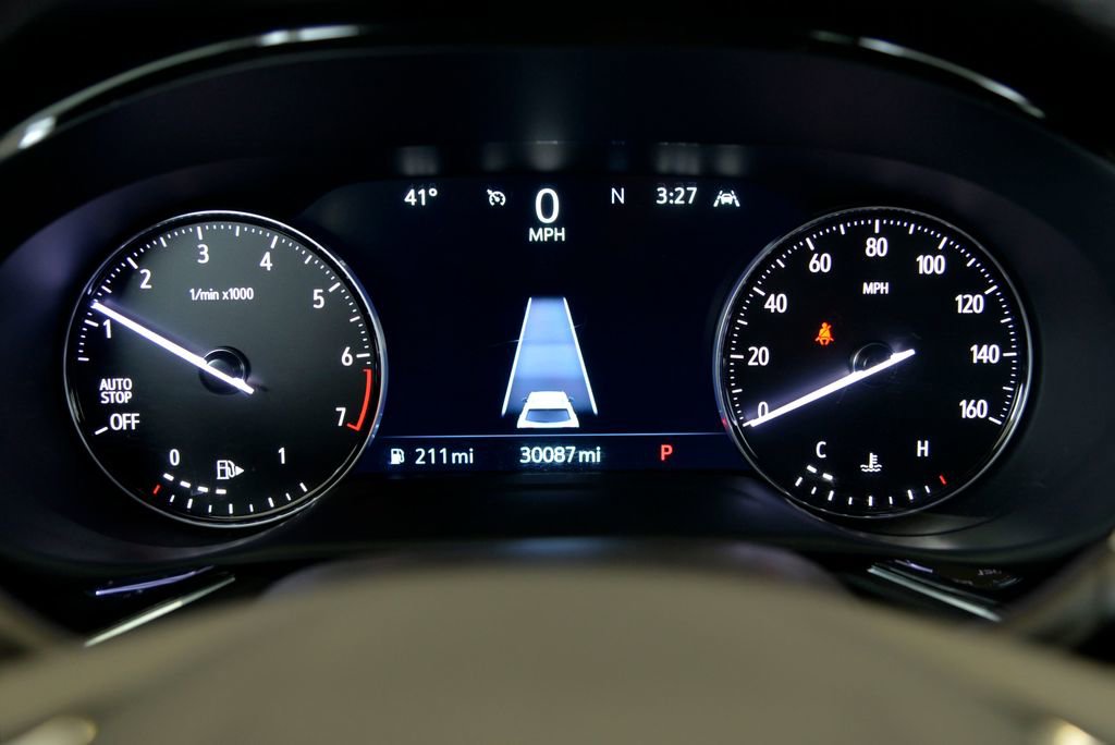 Used 2023 Buick Envision Essence image 21