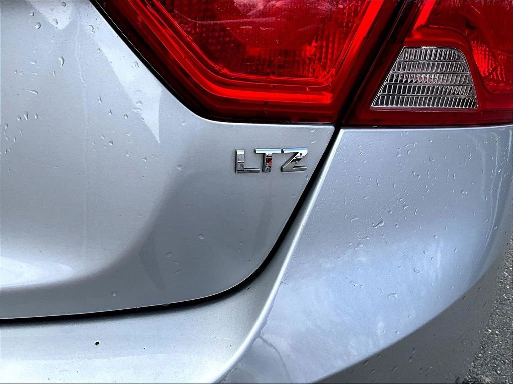 Used 2015 Chevrolet Impala LTZ image 8