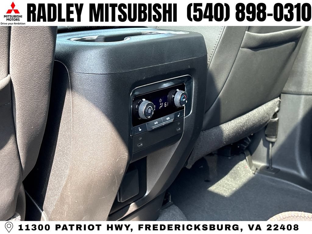 Used 2025 Chevrolet Tahoe High Country w/ Sun And Tow Package AWD/4WD image 14
